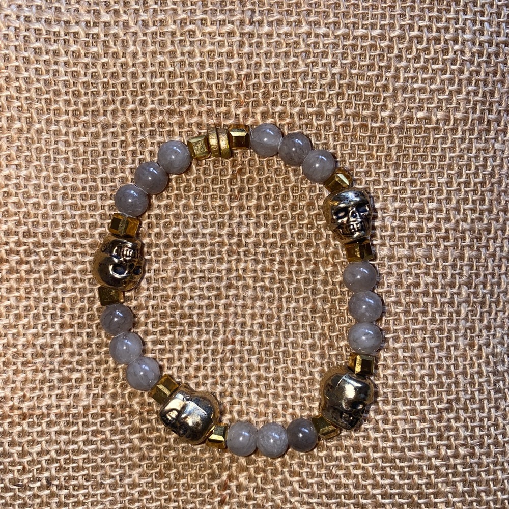 Beaded skull bracelet